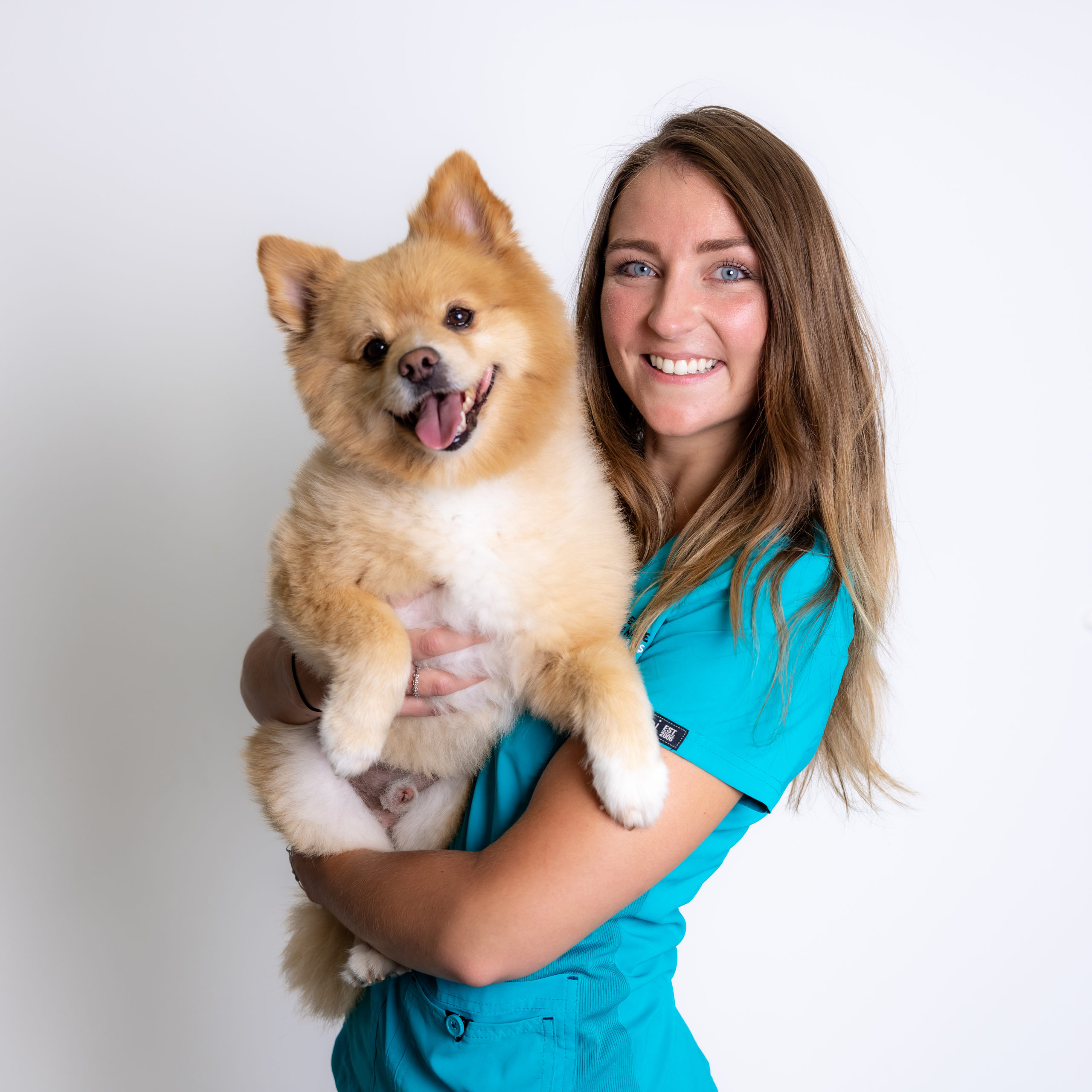 cabinet-veterinaire-des-lisieres-equipe-Karen-Delaroue